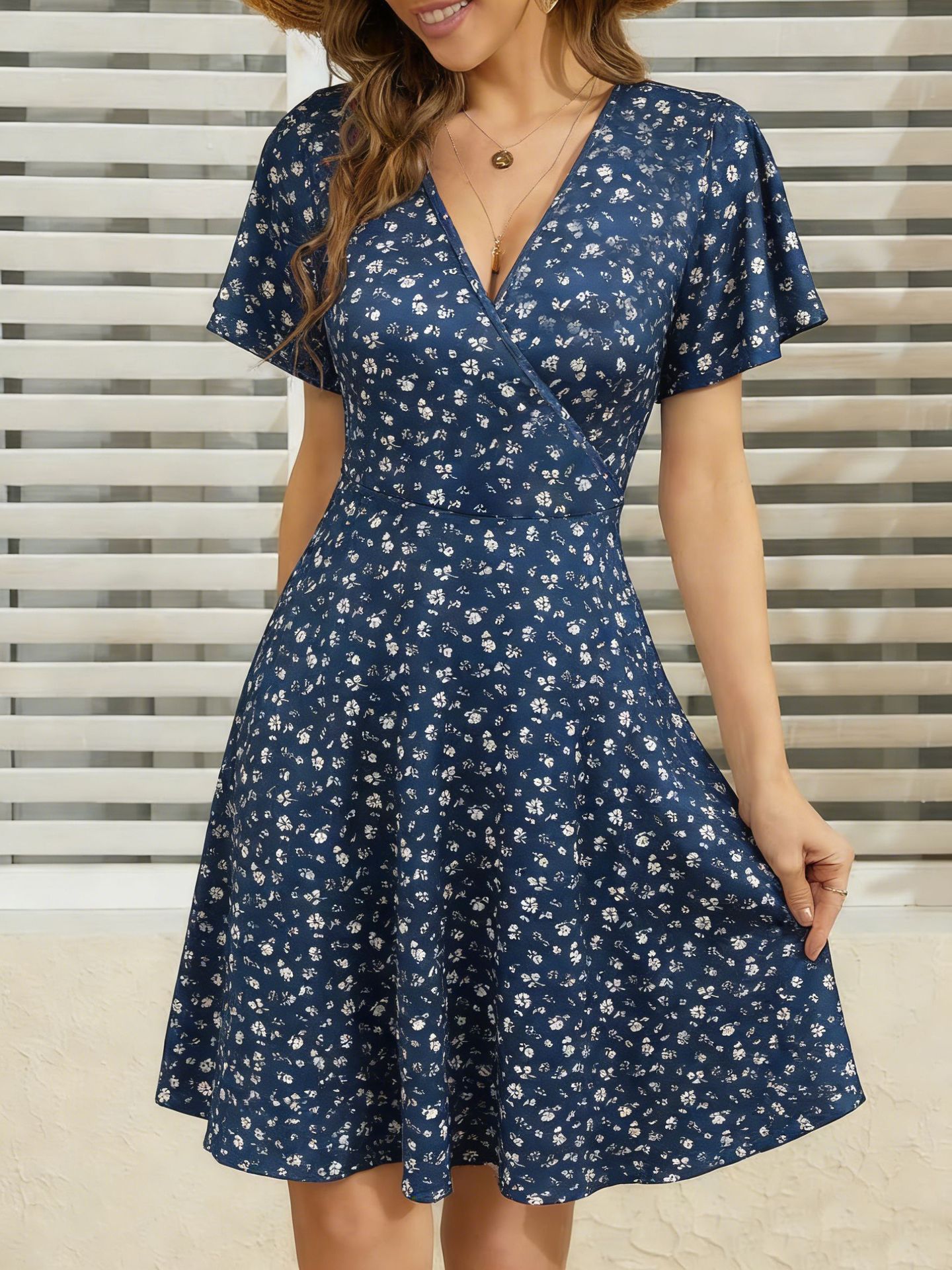 Verano de la nueva mujer flor triturada manga corta envuelta V-collar A vestido image 10