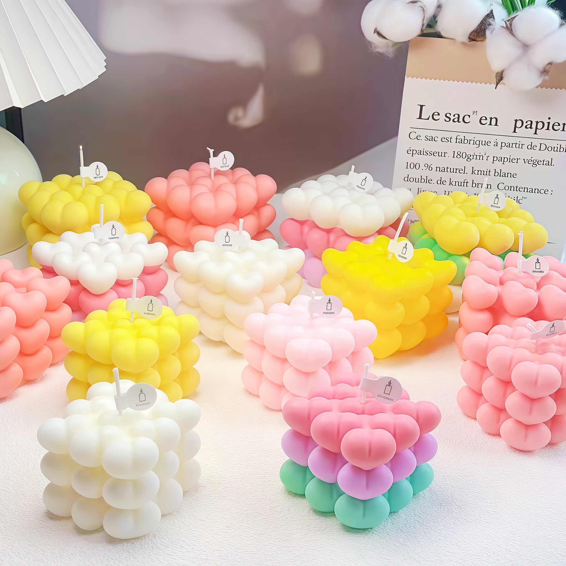 Bougie d'aromathérapie cubique géométrique en forme de cœur, en gros, pour la Saint-Valentin ou un anniversaire._voghion.com
