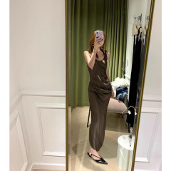 现货小众轻奢缎面肌理感扭结褶皱开叉收腰吊带裙夏显瘦连衣裙长