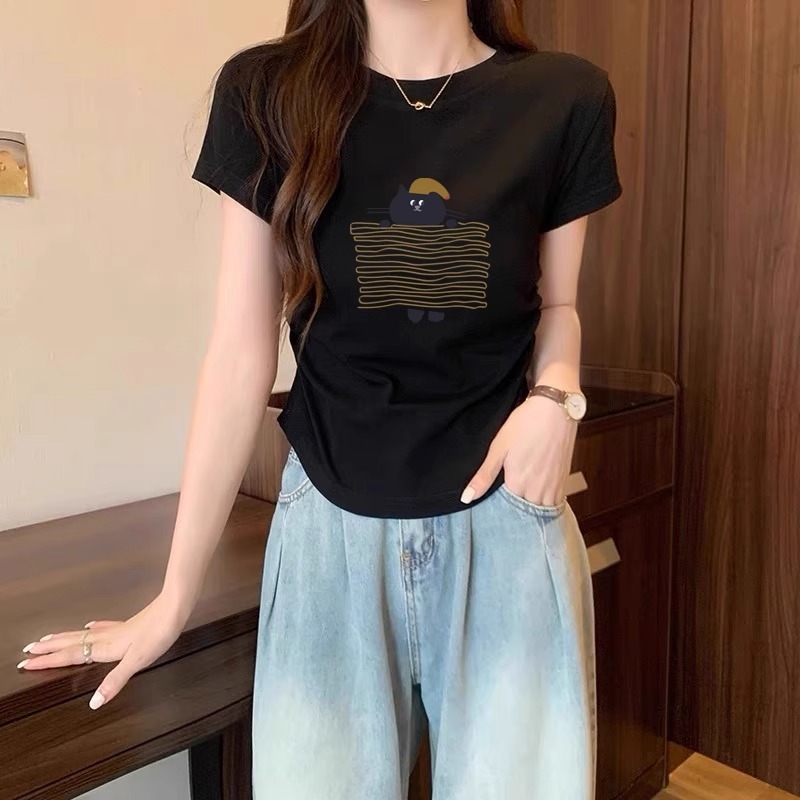 女性のための半袖右肩 T シャツ 2025 夏の新しいホットスタイルの女性のスリムフィット半袖トップ夏の着用綿|undefined