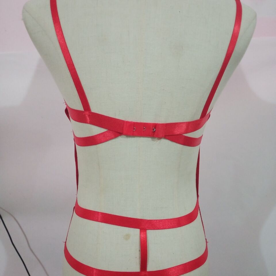 Lencería sexy para mujer sexy de tres puntos de una sola pieza Correa hueca Comercio exterior europeo y americano al por mayor entrega de una sola pieza 1626