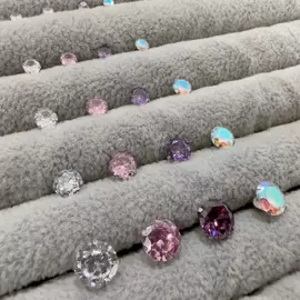 唇饰;舌饰;耳钉