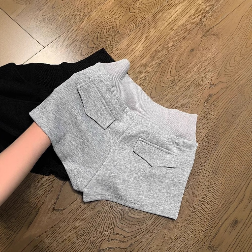 Summer New Style Comfortable Versatile Slimming Casual Hot Pants Women American Style Simple Design Sports Shorts