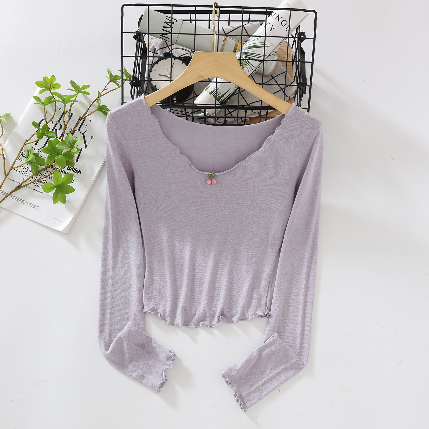 Светло-фиолетовый