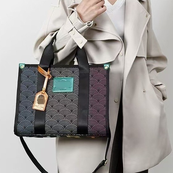 Bolso diagonal simple y versátil Bolso de cabeza de águila de moda Bolso de hombro estilo ins de estilo coreano portátil Bolso especial femenino de textura de moda