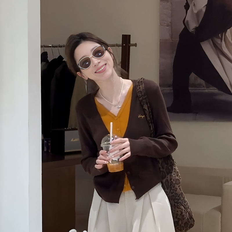 韩系撞色假两件V领针织开衫女秋季独特超好看别致修身打底衫上衣|undefined