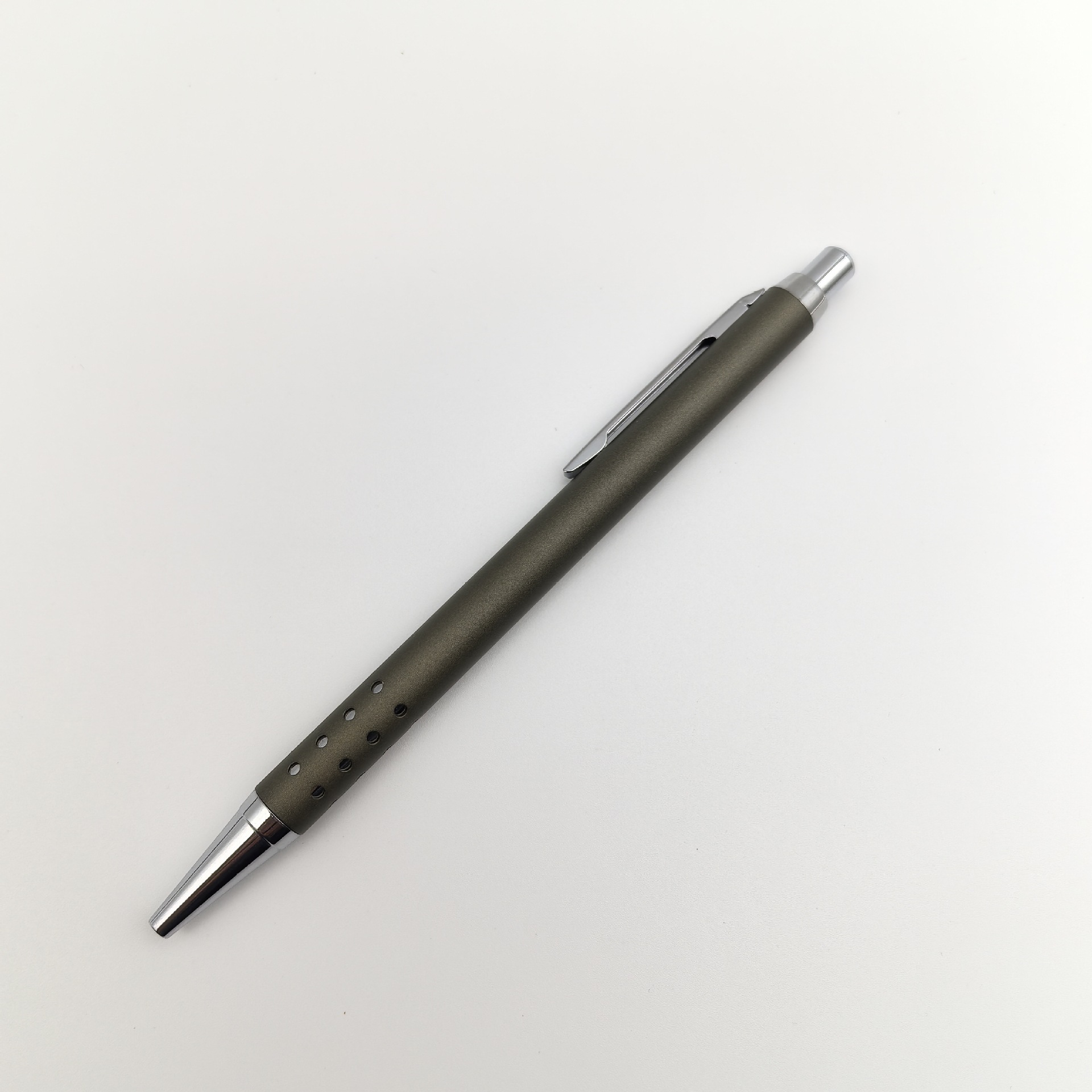 Metal multicolor 24 agujeros bolígrafo hotelero publicidad creativa bolígrafo regalo fino bolígrafo de metal personalizado