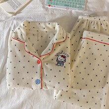 �������cɺ���q˯��Ů���ﶬ����ϵHelloKitt�ӽq�Ӻ�Ҿӷ����b