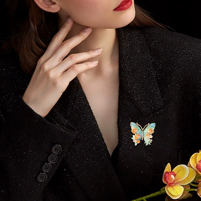 available in multiple colors, a — Yaxa sancaqları
