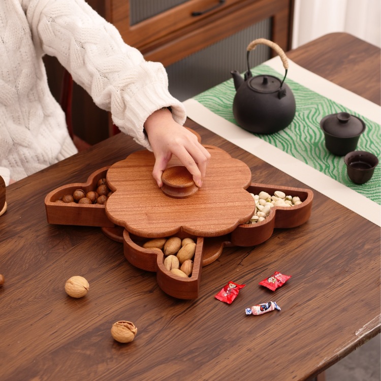 轻奢高颜值实木旋转机关盒桌面零食收纳盒木质多格干果盒旋转木盒