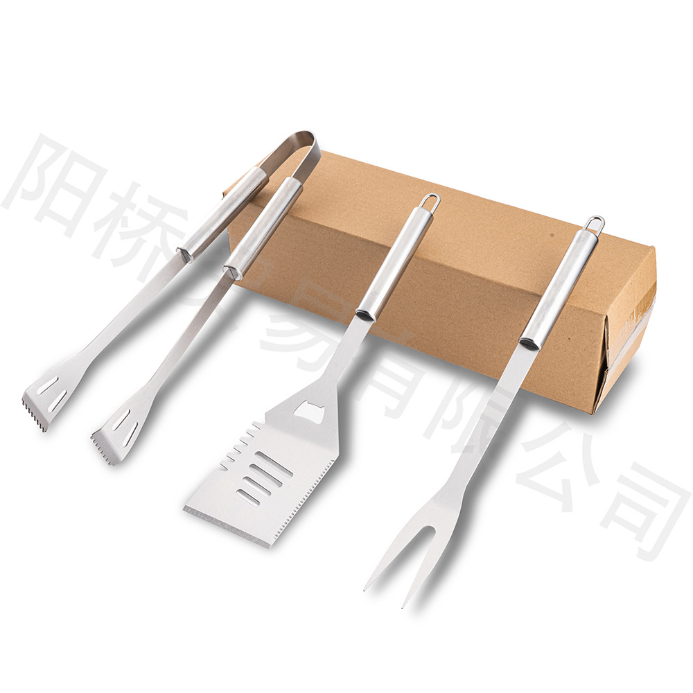 Fábrica Amazon barbacoa al aire libre traje combinación de acero inoxidable barbacoa herramienta tenedor pala clip cuchillo tubo redondo mango herramienta