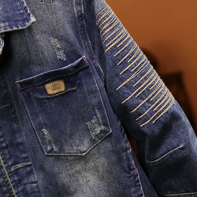 Herr jeansjacka i vintage stil broderad för vardagsmode_voghion.com
