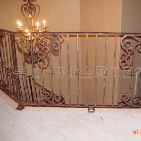 意大利别墅锻造铁艺防护栏 纯手工锻打围栏 铁艺楼梯建筑防护栏杆