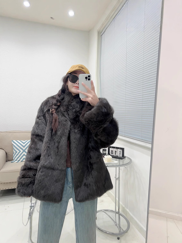 2025新款女兔毛皮草外套短款韩版皮毛一体中长款挽袖冬季保暖大衣|undefined