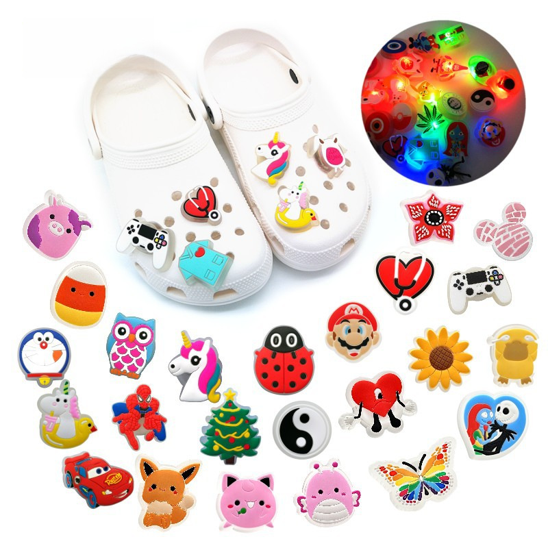 New Cave Shoes Accessories PVC Shoes Shoe Buckle LED Flashing Light Shoe Buckle Waterproof Cartoon Decorations Accessories Spot