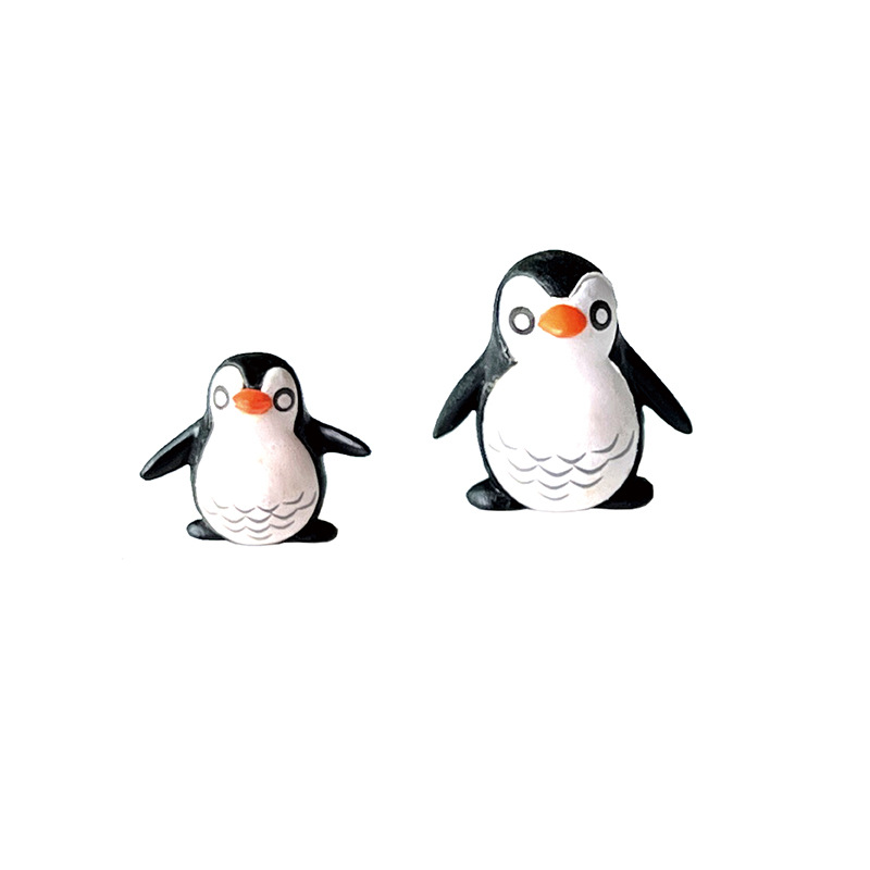 Пингвин мать и сын