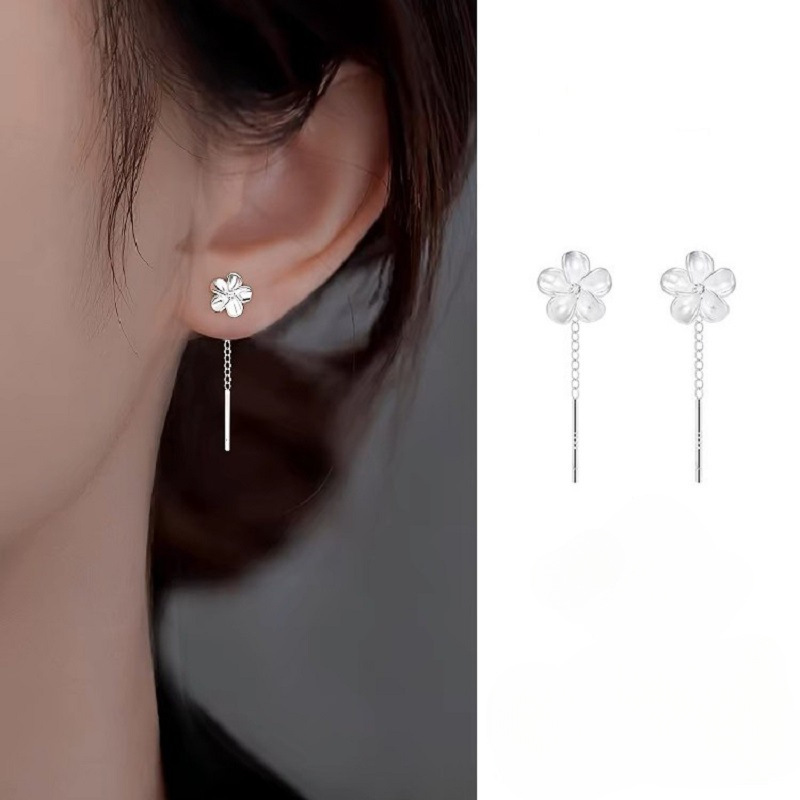 S925 plata esterlina Gardenia auriculares femeninos auriculares 2024 nuevos aretes de agujeros de orejas de fluido explosivo
