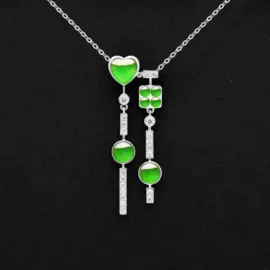 翡翠项饰;翡翠其他饰品;天然玉石项饰