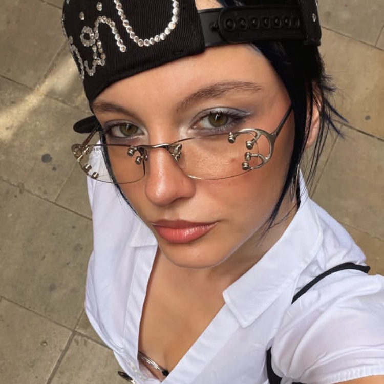 Rivet European and American frameless oval sunglasses 2026 new model, personalized and stylish metal sunglasses with a high-end feel Rivet European and American frameless oval sunglasses 2026 new model, personalized and stylish metal sunglasses with a high-end feel