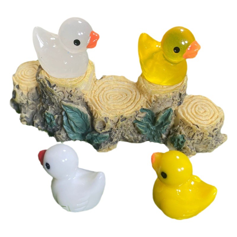Cross-border Amazon luminous color duckling micro landscape decorative resin diy jewelry small accessories pendant ornaments