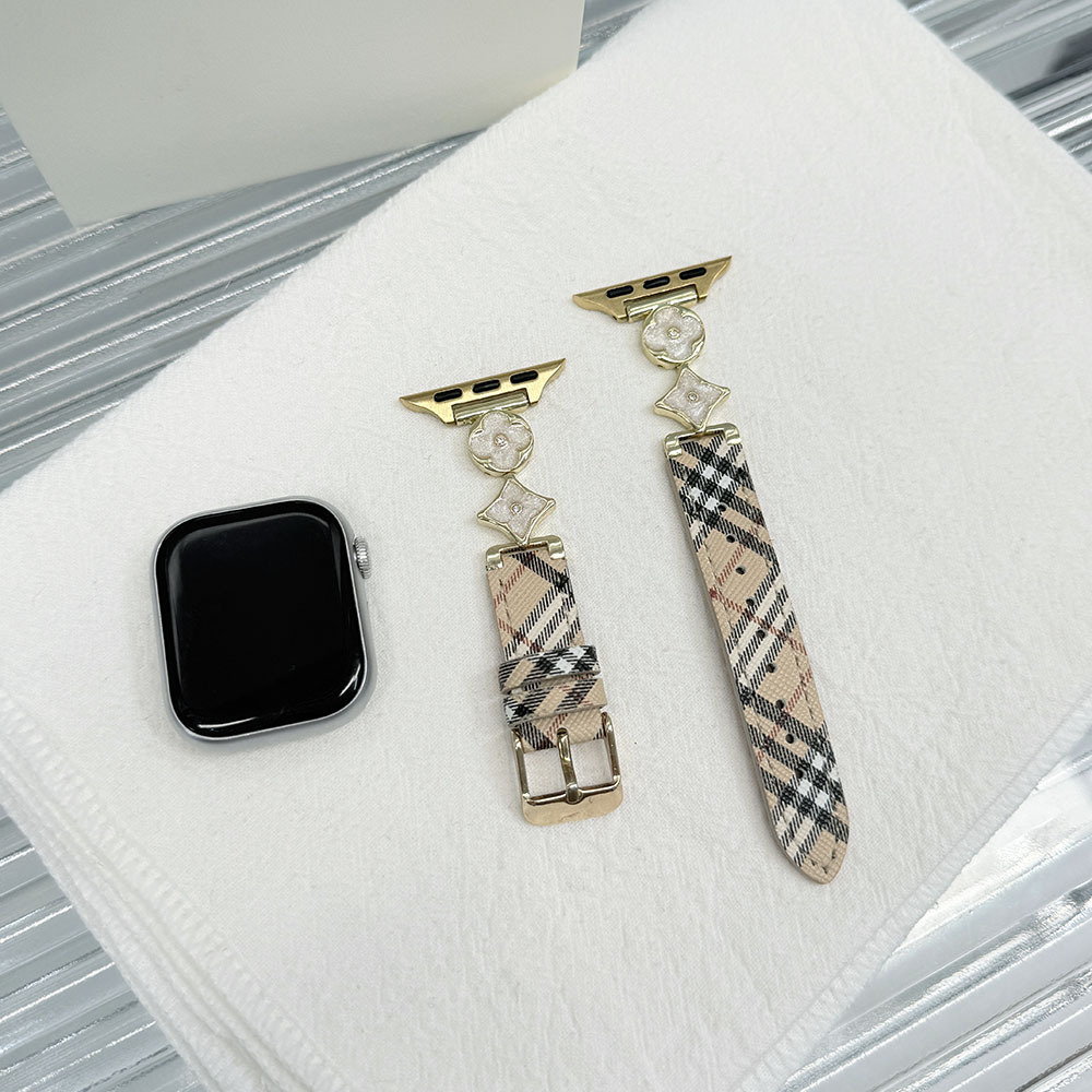 Suitable for Apple S10S98765Se Women's Watch Strap L Pattern Gilt Four-Leaf Clover Leather Wristband Watch Strap