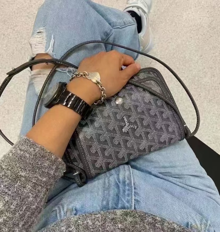 新品Goyard/戈雅信封包Plumet老花Y字满印woc邮差包单肩斜挎女包|undefined