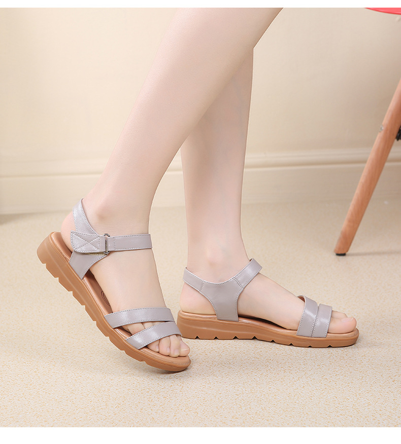 Dép sandal nữ đế bằng da mềm gân bò chống trượt mùa hè — Xám be chi tiết 13