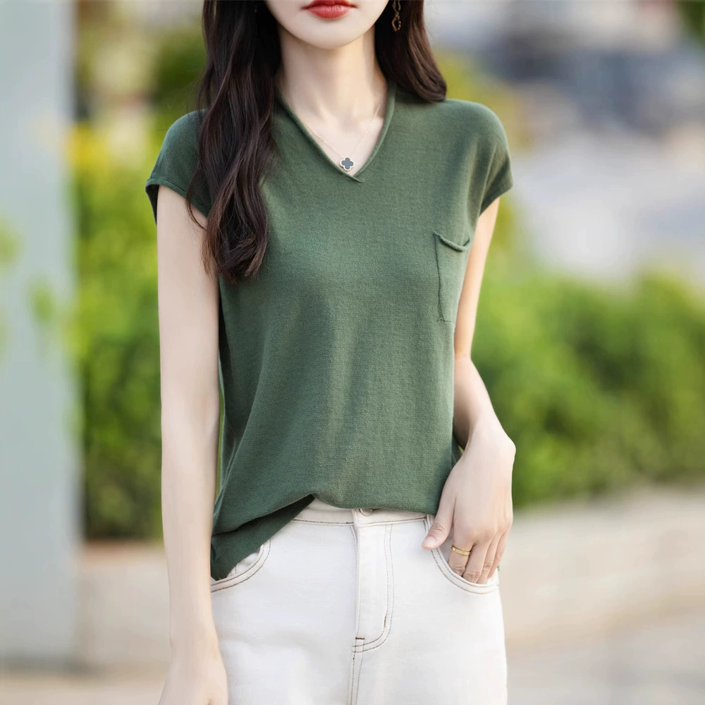 Женский топ с короткими рукавами из 100% чистого хлопка, элитный вид, зеленый V-образный вырез, обычные плечи, новая летняя футболка с карманами, уникальная.
