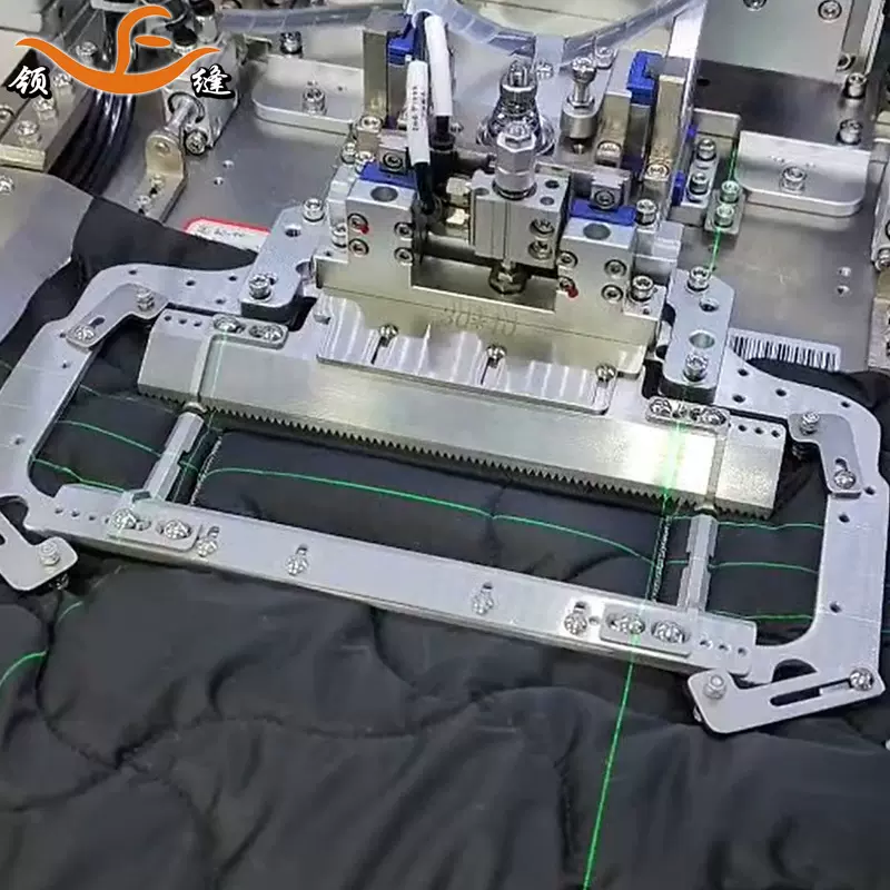 棉衣开袋设备伺服电机驱动厚面料自动开袋机电脑控制省人工厂直销