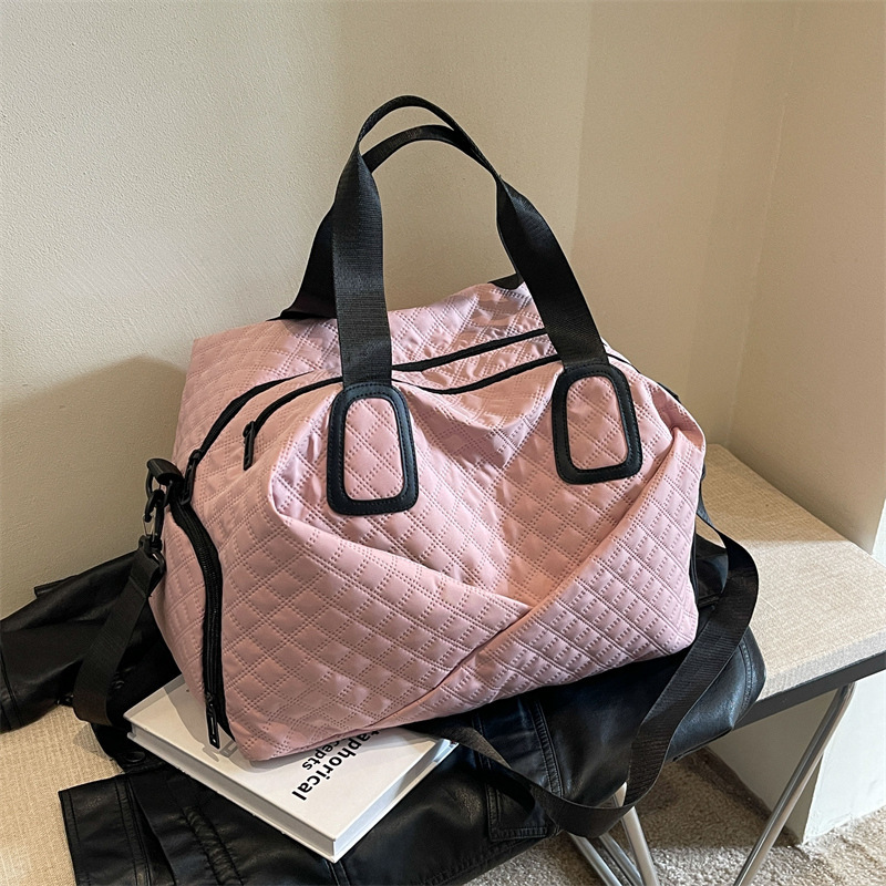 Large-capacity travel bag, new cross-border diamond-patterned sports and fitness bag, with separate compartments for wet and dry items, a handheld and crossbody design, and a lightweight luggage bag Large-capacity travel bag, new cross-border diamond-patterned sports and fitness bag, with separate compartments for wet and dry items, a handheld and crossbody design, and a lightweight luggage bag