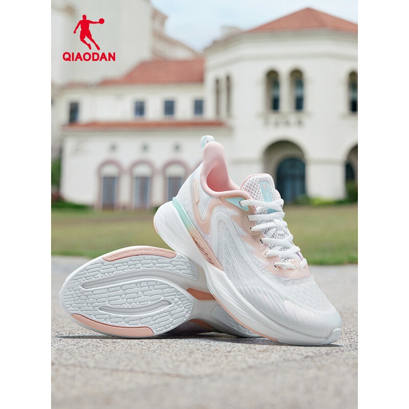 Jordan Feiying Team Lightweight Shock-Absorbing Sports Shoes 2026 Summer Mesh Breathable Thin Professional Running Shoes for Women