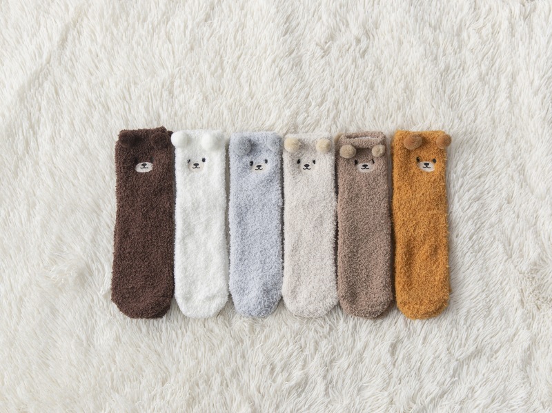 Femmes Mignon Style Simple Dessin Animé Ours Polyester Broderie Crew Socks Une Paire display picture 2