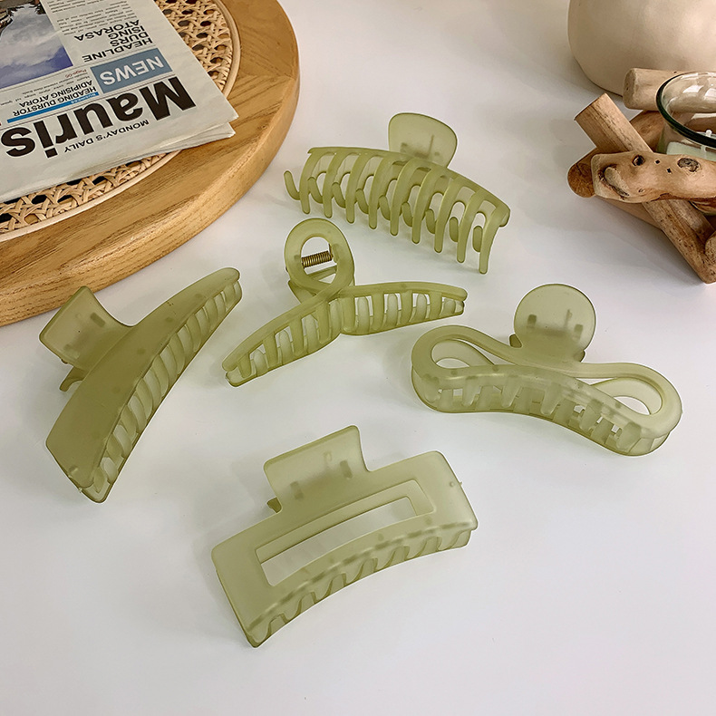 Simple Transparent Milk Tea Green Large Catch Clip Wholesale Nihaojewelry display picture 1