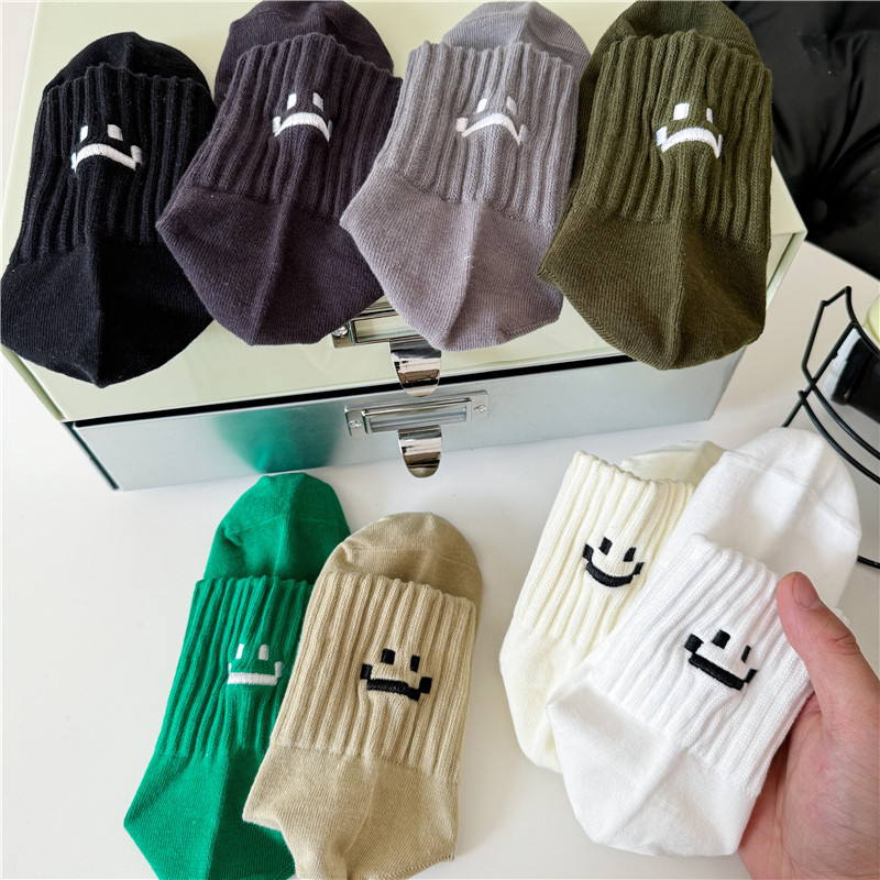 cityboy Socks Men and Women Smiley Short Socks Korean-style Ins Trendy Stacked High Street Skateboard Breathable Sports Mid-tube Socks cityboy Socks Men and Women Smiley Short Socks Korean-style Ins Trendy Stacked High Street Skateboard Breathable Sports Mid-tube Socks