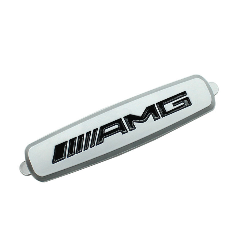 Mercedes-Benz-AMG prata e preto / Dedução de cartão longo