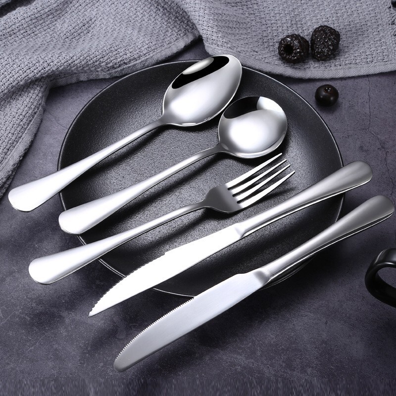 Stainless steel tableware suit hotel Western-style household restaurant steak knife fork spoon dessert fruit fork wholesale Stainless steel tableware suit hotel Western-style household restaurant steak knife fork spoon dessert fruit fork wholesale
