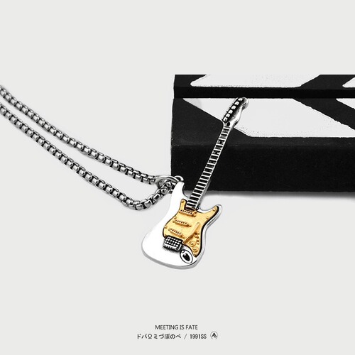 Elegant Silver Titanium Steel Guitar Necklace for Women, Rockabilly Style, Personality Versatile Fashion, Niche Design Lockchain