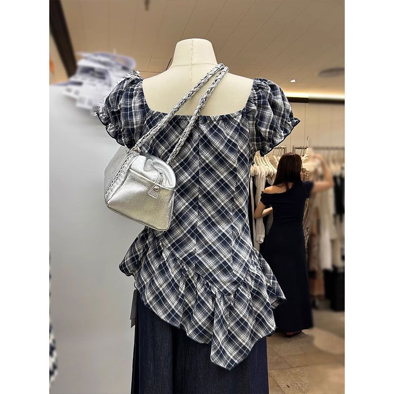 大きいサイズフレンチレトロ不規則なフリルパフスリーブトップ夏の新しいスリムチェック柄トップ|undefined