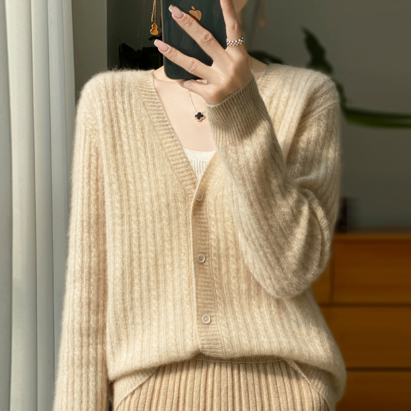 羊毛开衫女100纯羊毛春秋款V领扭花毛衣外套外搭针织衫打底衫|undefined