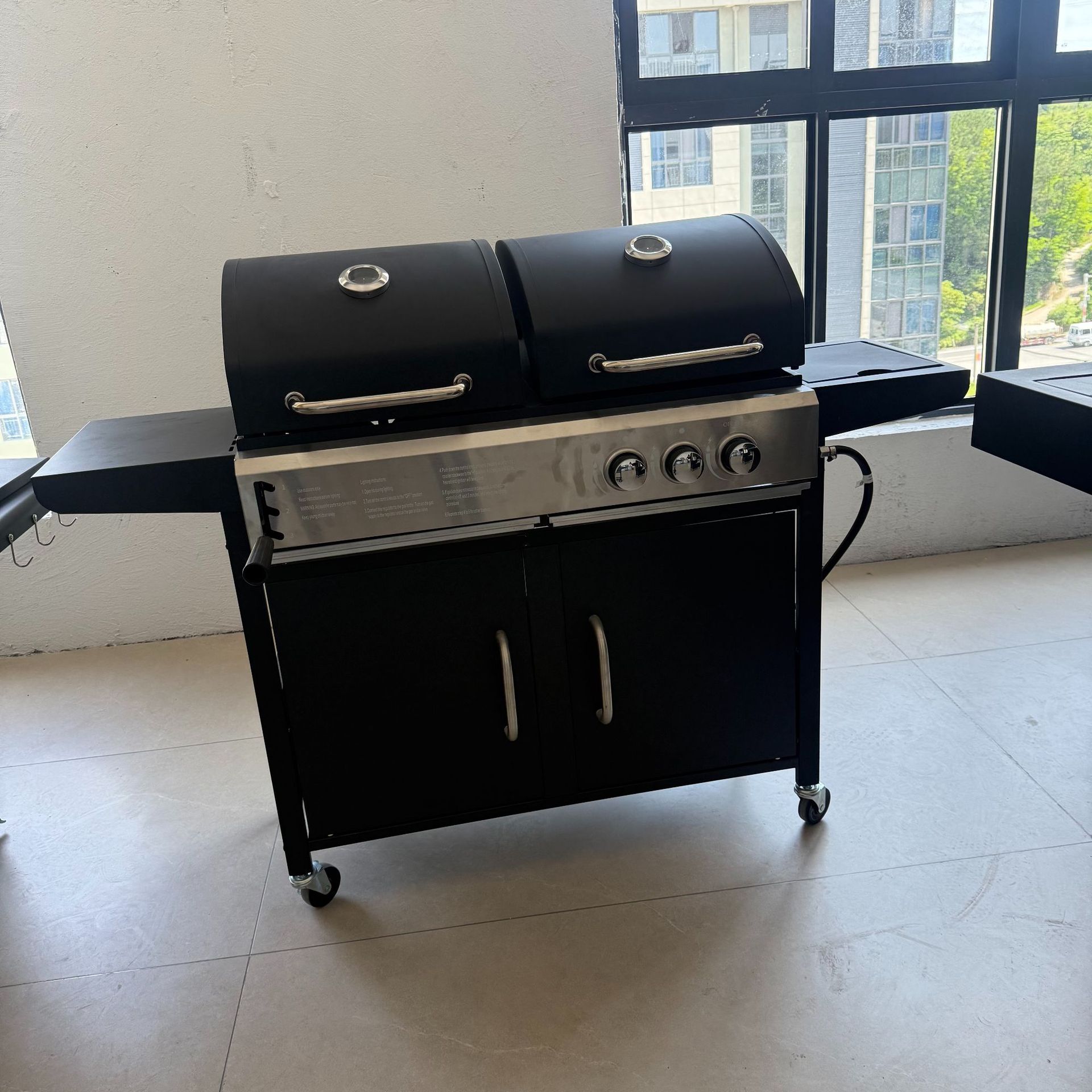 Nueva parrilla de barbacoa de venta al por mayor de acero inoxidable del fabricante, parrilla portátil para acampar en el campo, parrilla de barbacoa de encimera empotrada