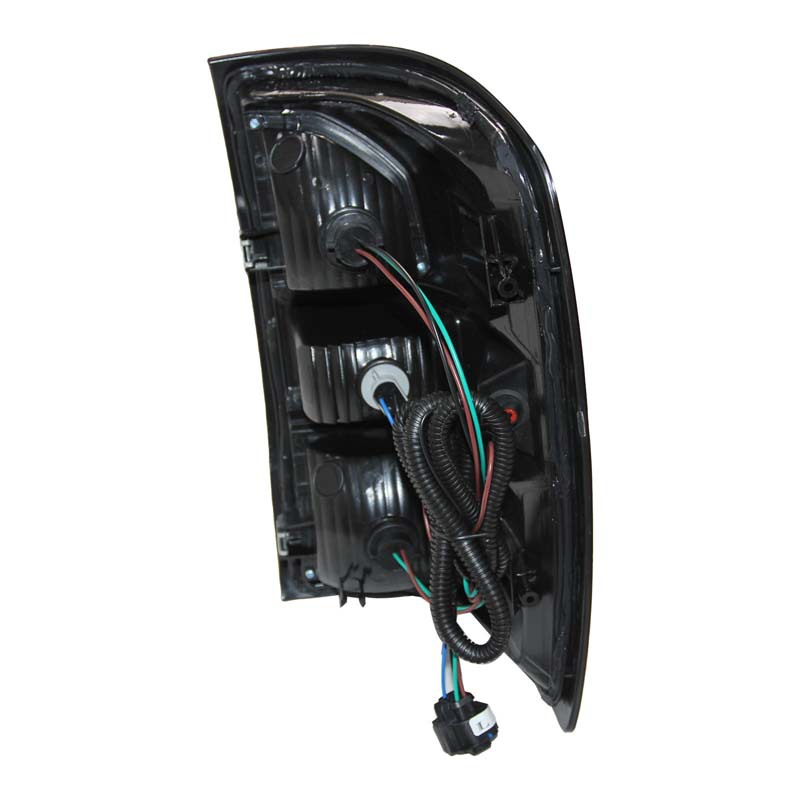 Aplicable a GMC2014 - 2018 Sierra 1500 2500 3500 lámpara trasera modelo de halógeno original