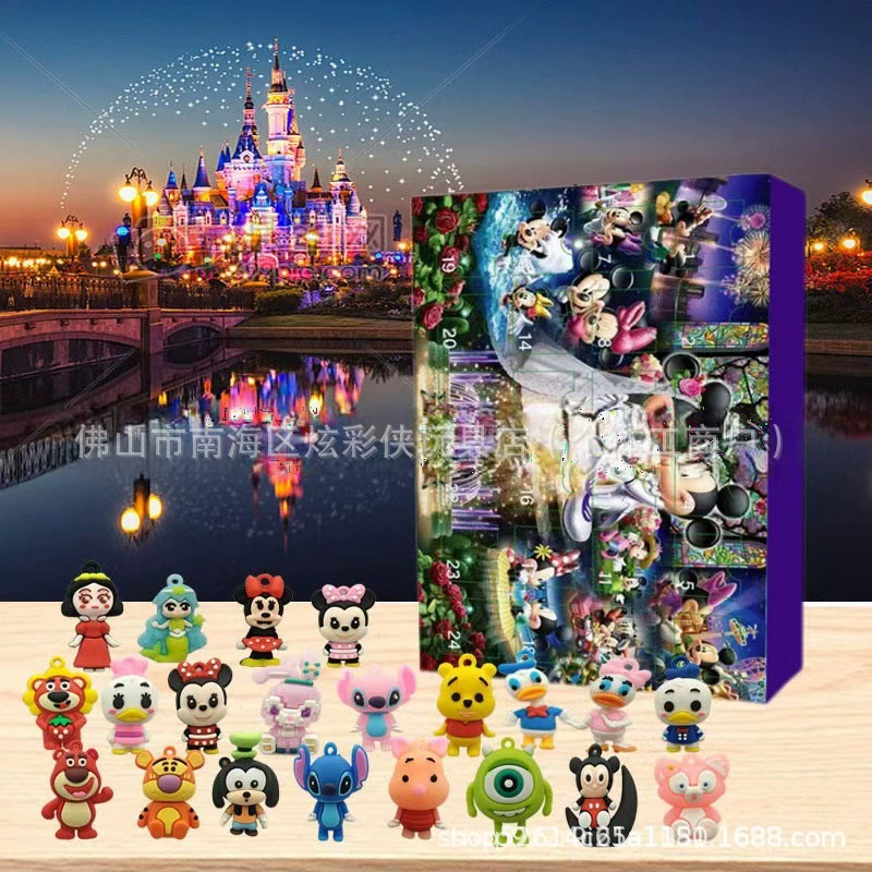 Календарь Advent Countdown Box (Sanrio KT) Рождественский сюрприз, 24 мини-фигуры с сюрпризом, 18×26×3 см
