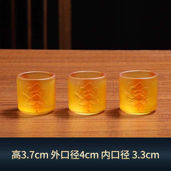[琥珀琉璃茶杯（三个装）]