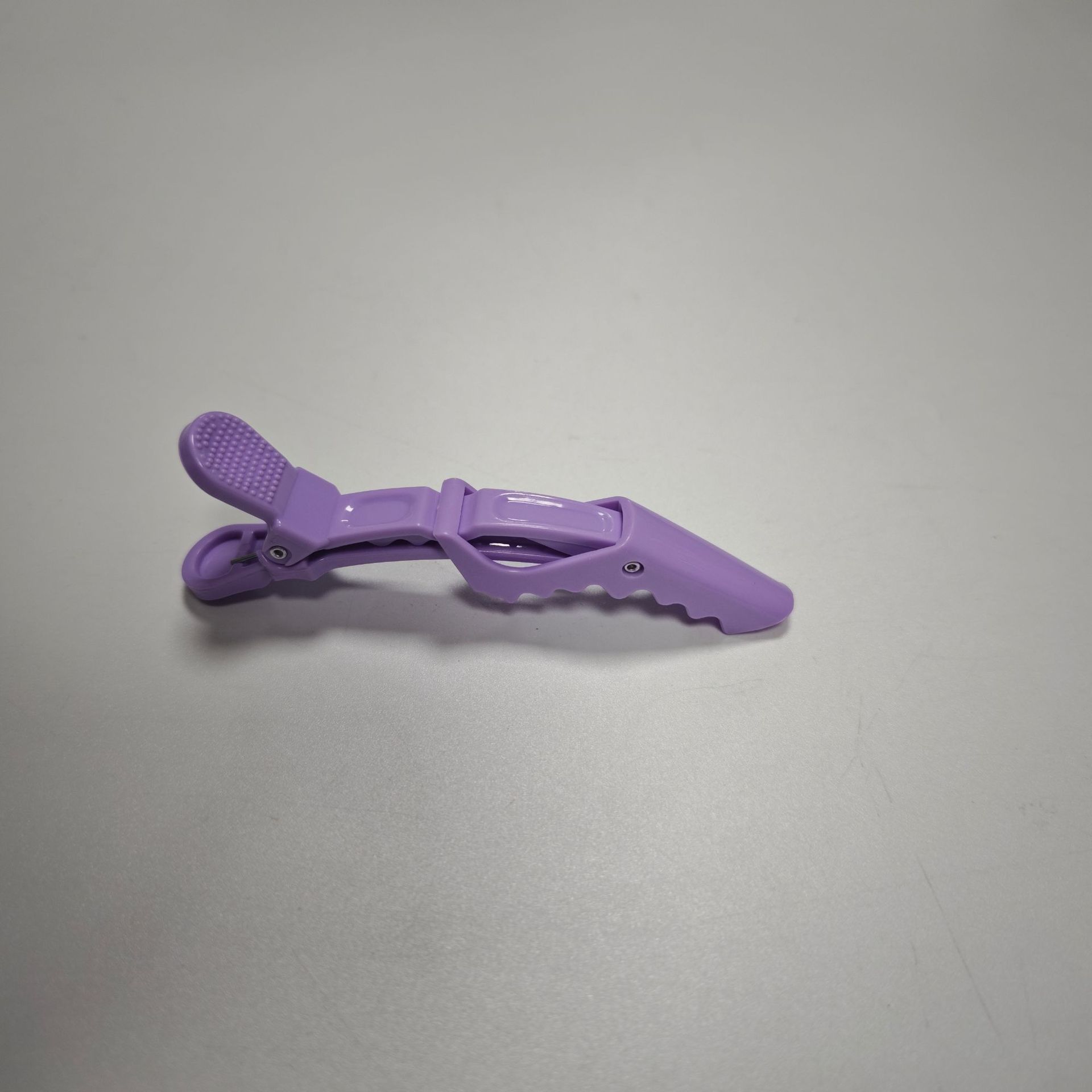 Professionele alligatorsectieclips voor haarkapsalon styling_voghion.com