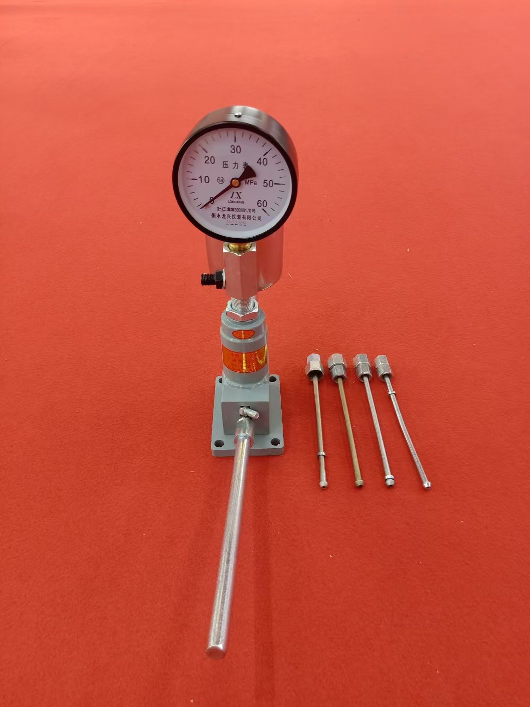 Injector hand pressure tester, automobile and tractor diesel engine injector calibrator, experimental atomization bench tester