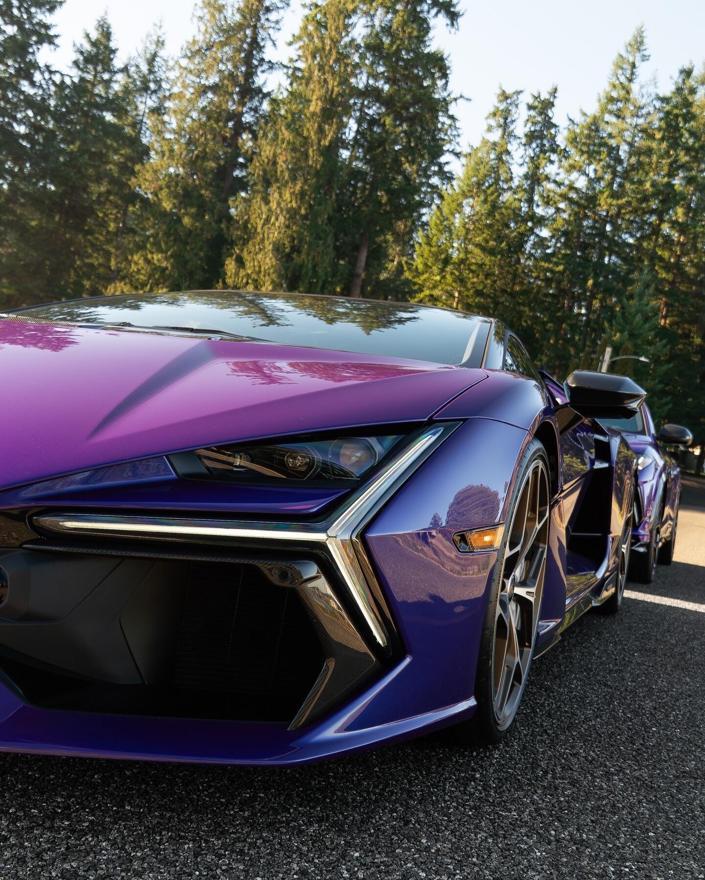 Suitable for Lamborghini's new Aventador Revuelto, modified with original OEM upgraded dry carbon fiber body kit