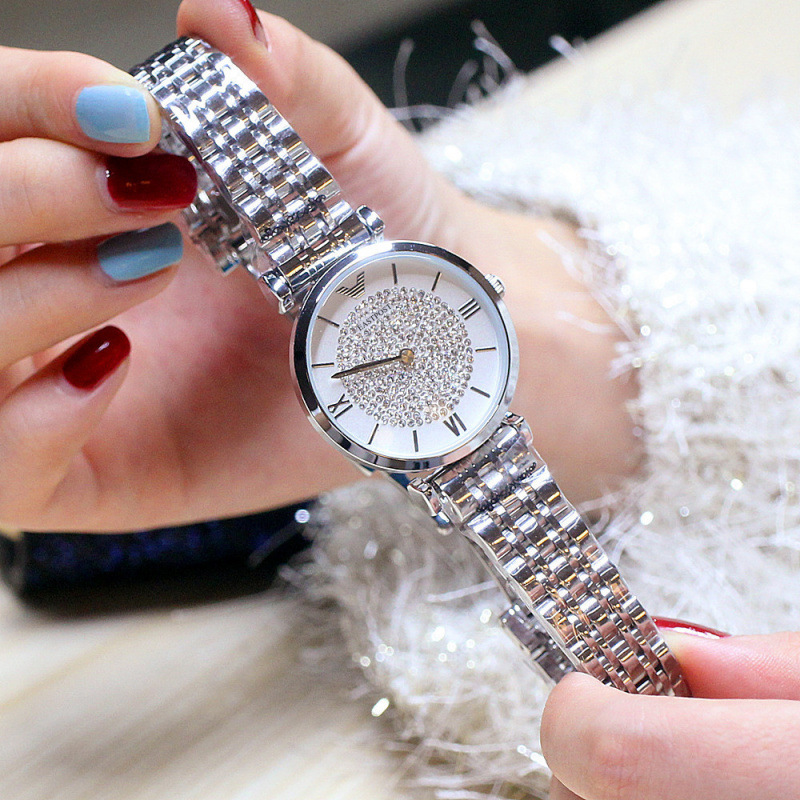 은빛 별이 빛나는 하늘