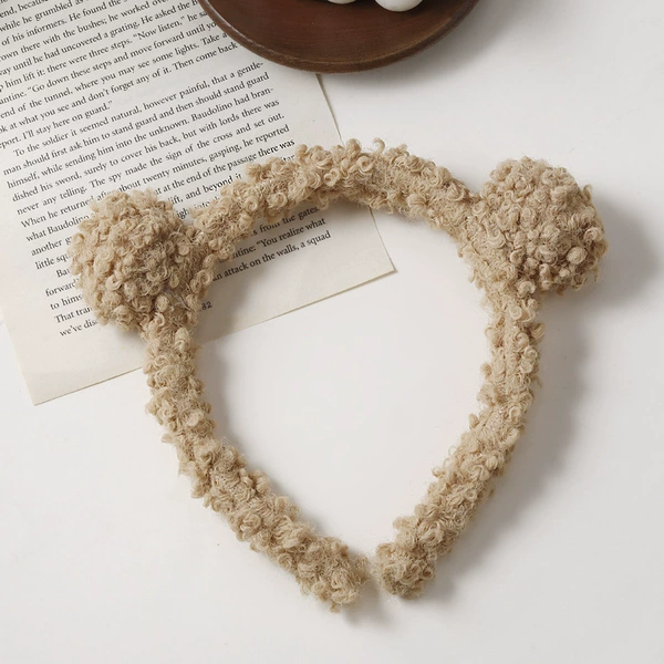 Khaki ears