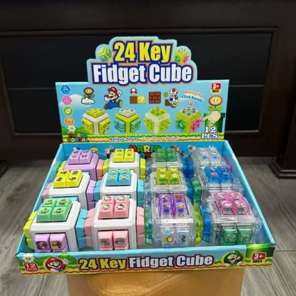 Stress-relieving Rubik's Cube button toy, available with and without lights