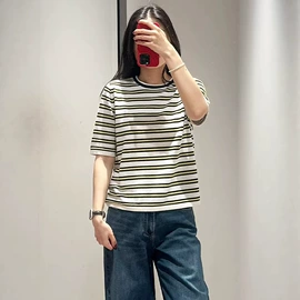 女式针织衫;连衣裙;女式羊毛衫